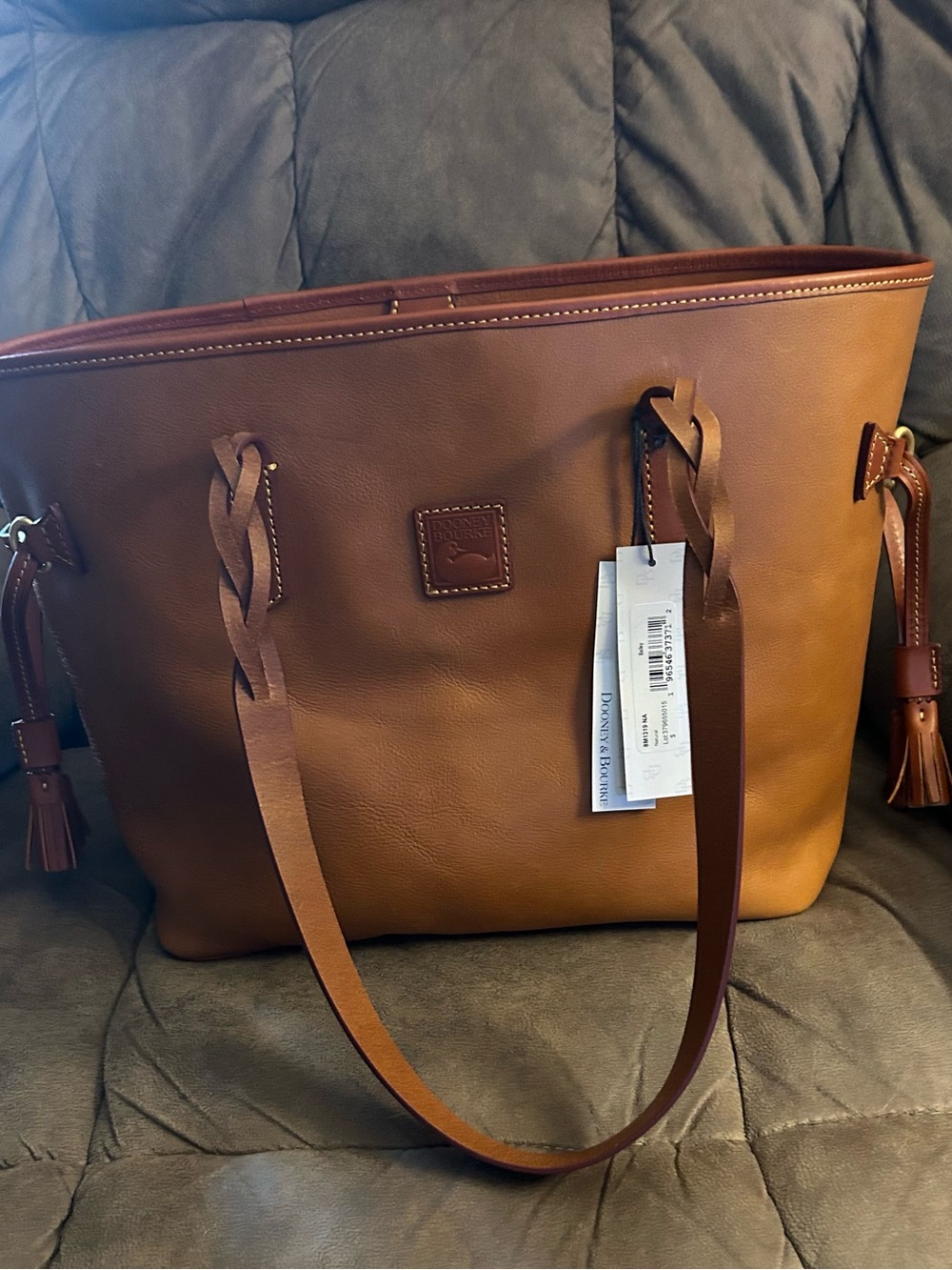 Dooney and Bourke Florentine Bailey Tote